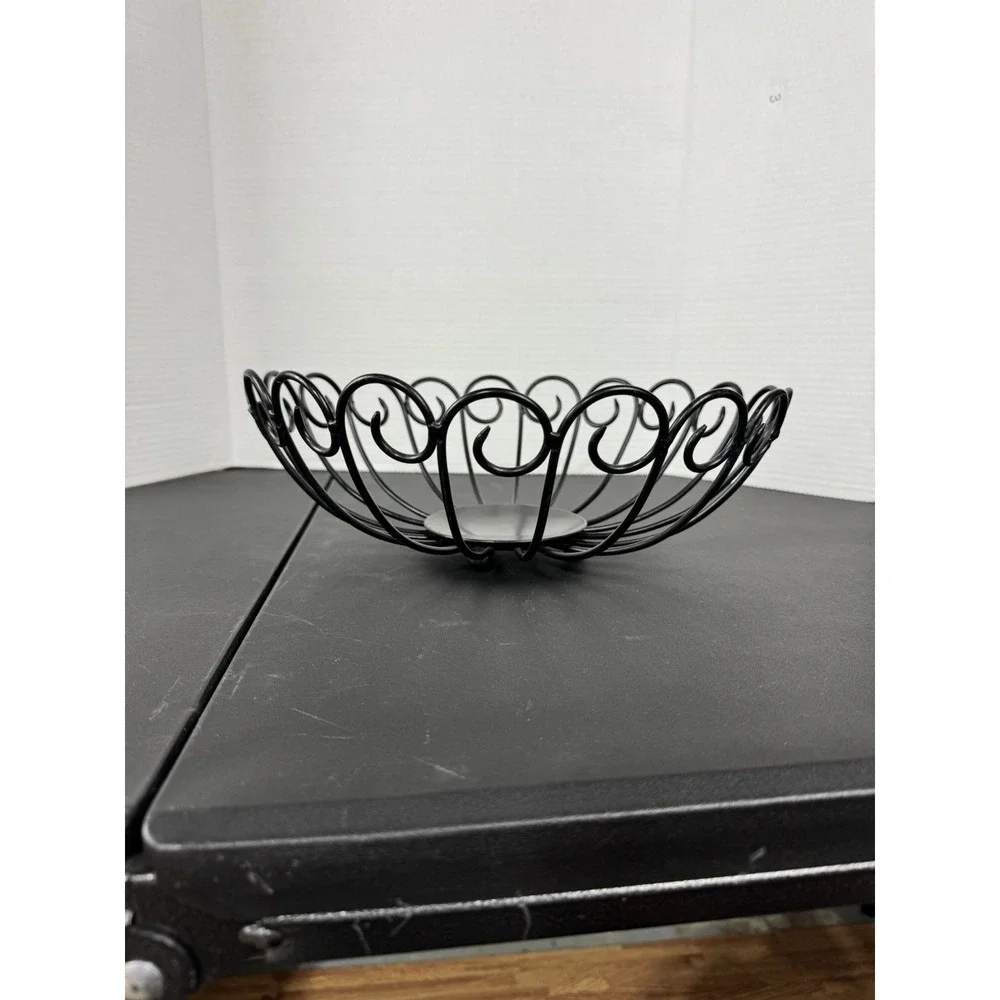 Metal‎ Fruit basket centerpiece black scroll